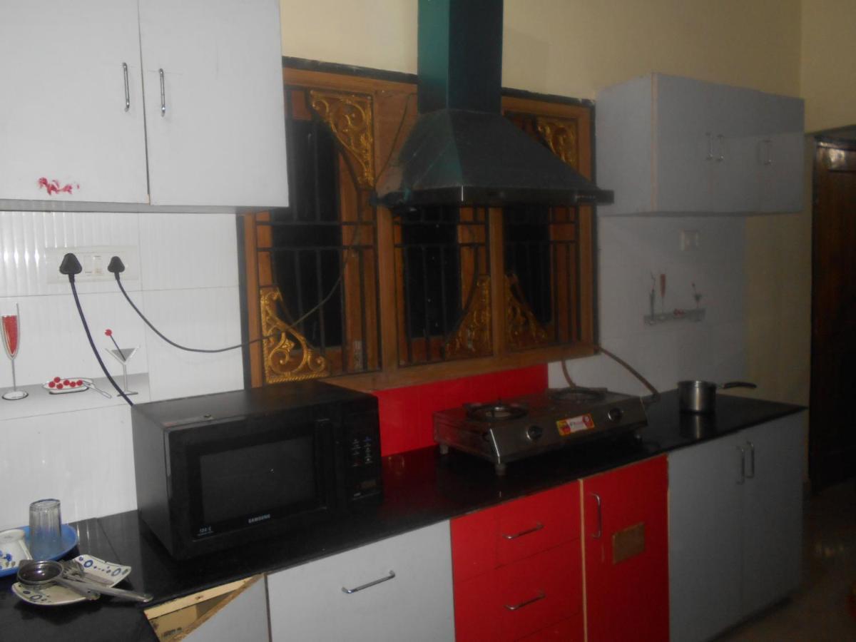 Wekare Guest House Bhubaneswar Eksteriør billede