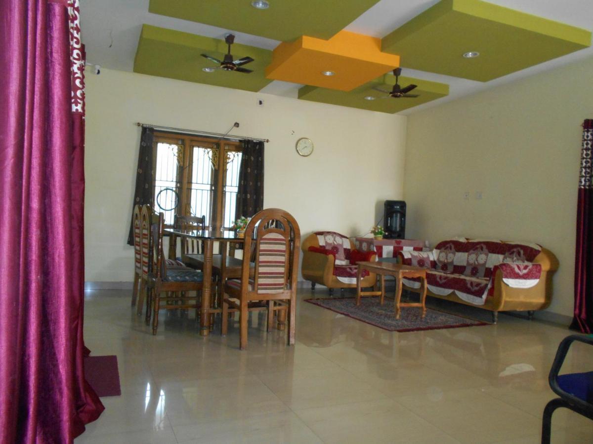 Wekare Guest House Bhubaneswar Eksteriør billede