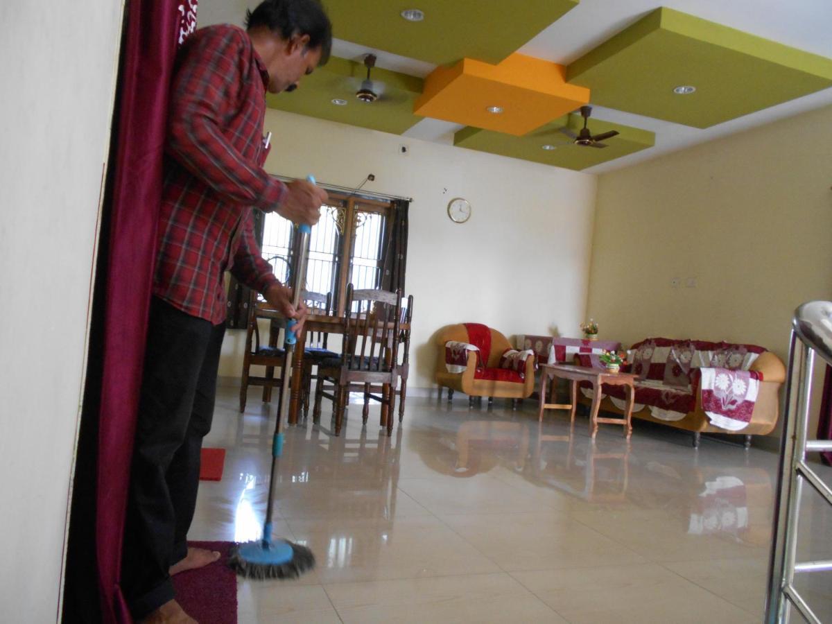 Wekare Guest House Bhubaneswar Eksteriør billede